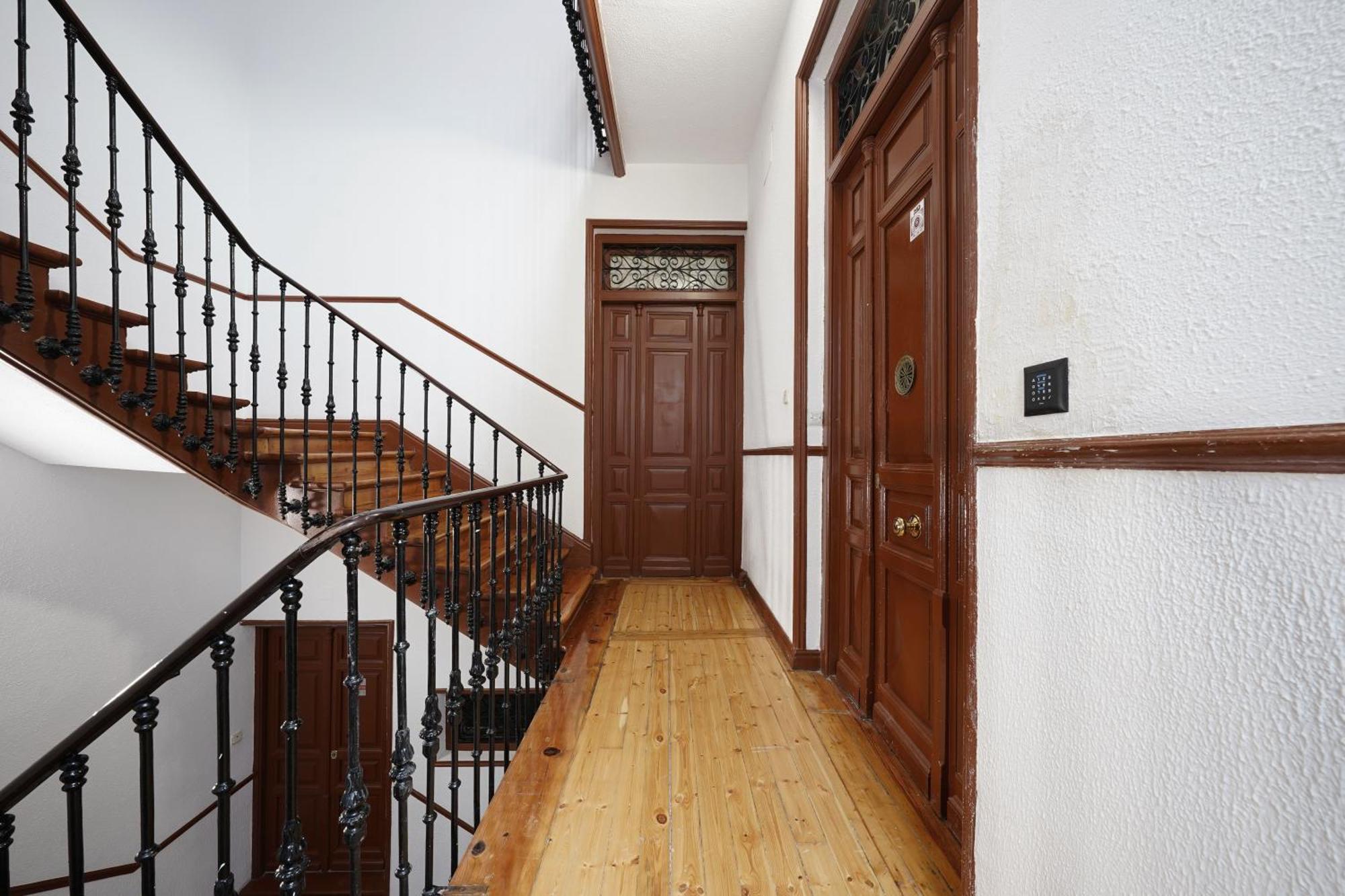 Numa Madrid Luna Ngoại thất bức ảnh